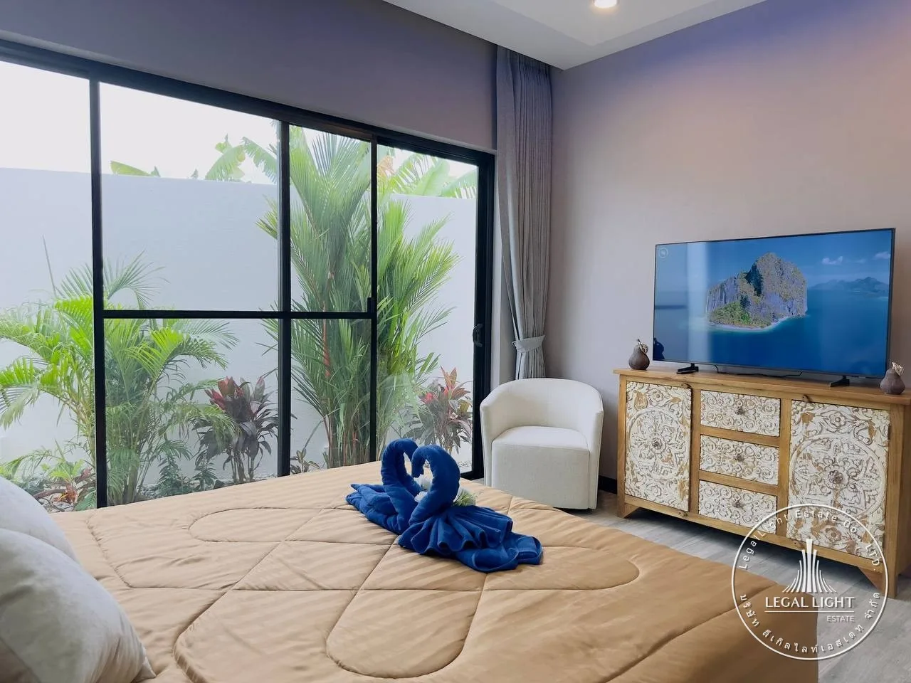 4-bedroom villa, 250 m² in Villa Manon — 4